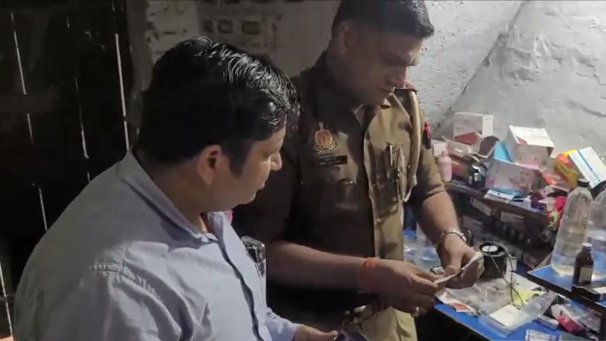मेरठ में एक्सपायर दवाइयों का जखीरा बरामद... तारीख बदलकर की जा रही थी मार्केट में सप्लाई