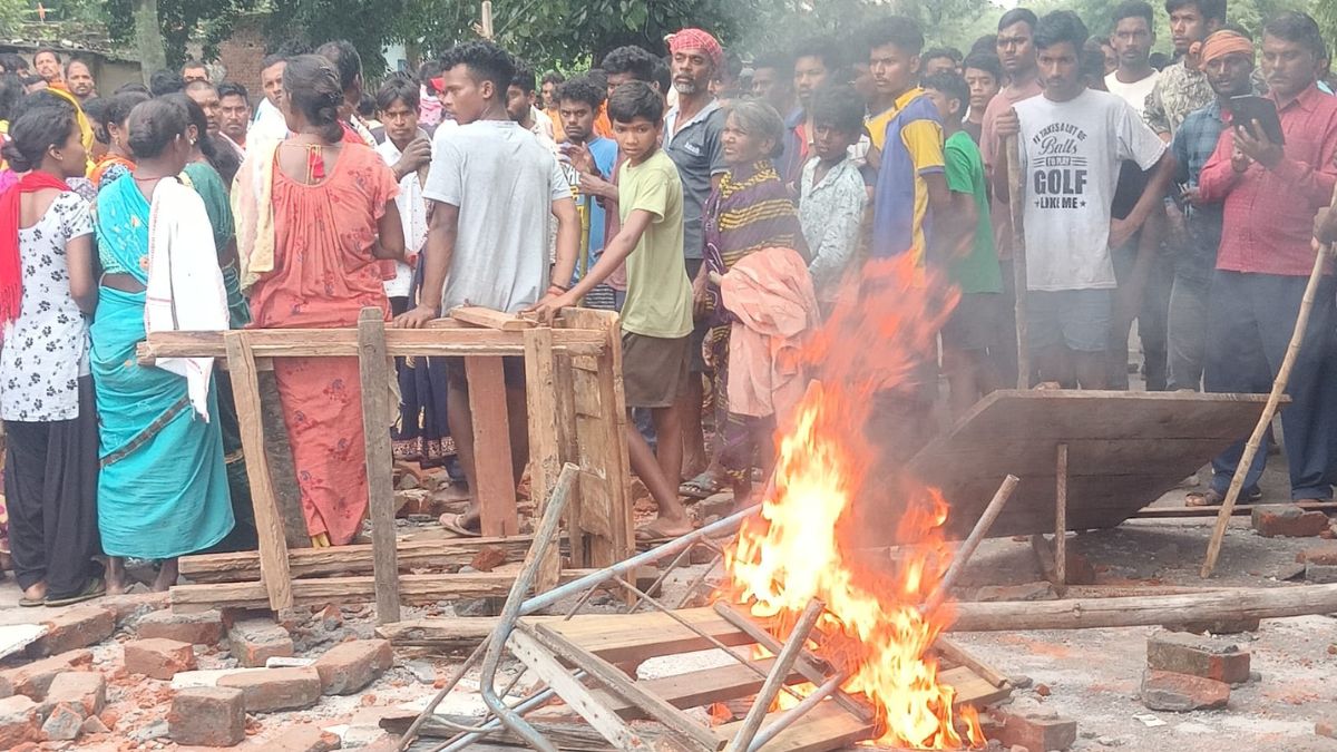 LED चोरी के आरोप में युवक को लाठी से इतना पीटा कि हो गई मौत