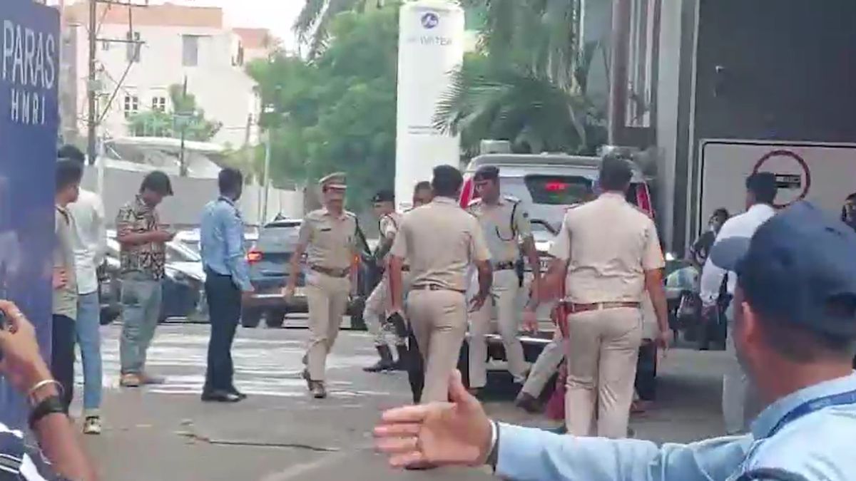 पटना के पारस अस्पताल में अपराधियों का तांडव... इलाज करा रहे गैंगस्टर चंदन मिश्रा की गोलियों से हत्या, 12 हिरासत में