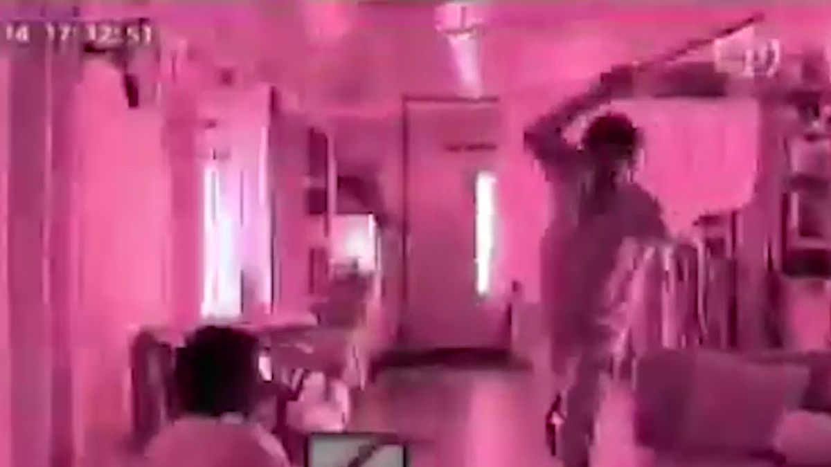 PGI चंडीगढ़ के डॉक्टर की हैवानियत... गोद ली मासूम बेटी को बेरहमी से पीटा, बाल आयोग ने लिया संज्ञान