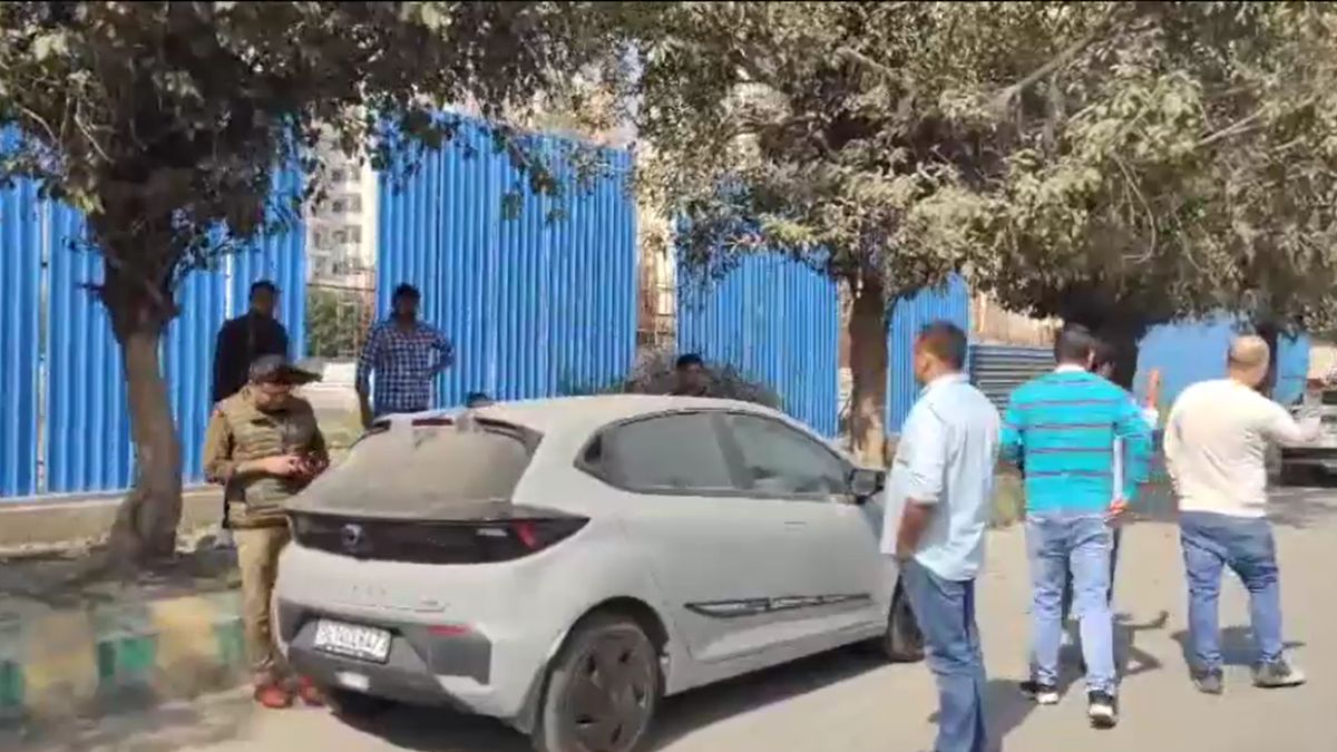 noida valentines day couple death 15 year relationship flat last message