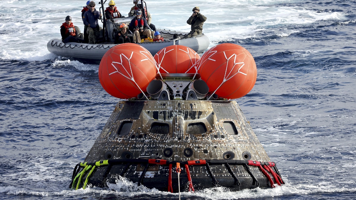 Orion Splashdown