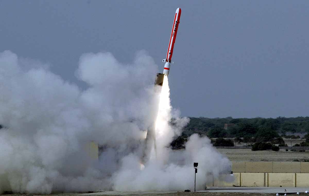 Pakistan attack Israel with nuclear bomb