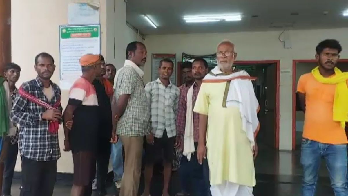 patna family snake bite two children die mother critical aiims patna family snake bite two children die mother critical aiims