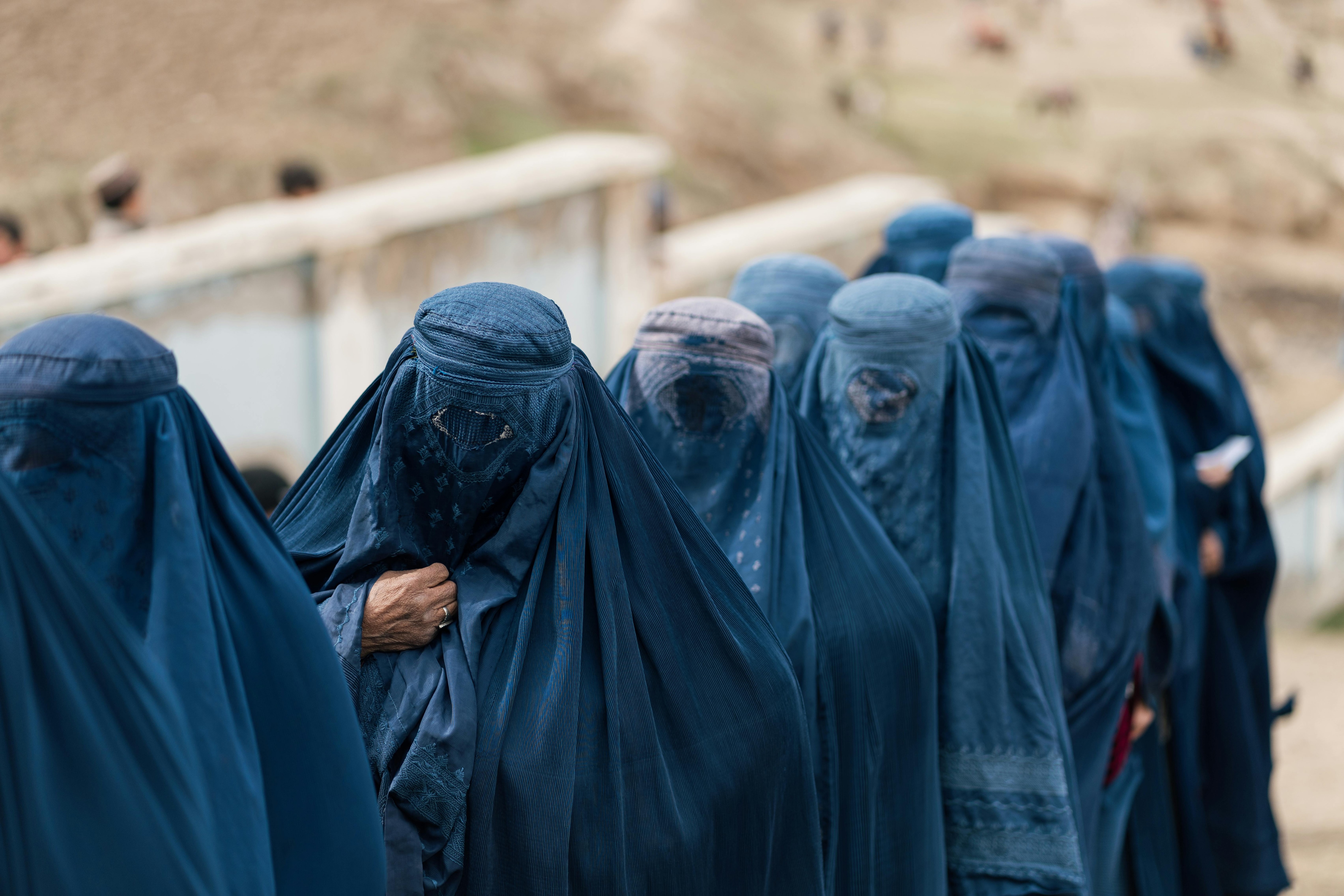 taliban women