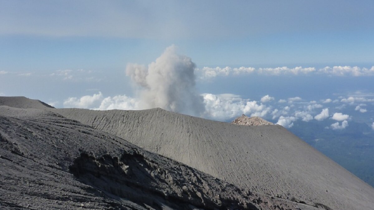 most dangerous country to fly including nepal and indonesia most dangerous country to fly including nepal and indonesia