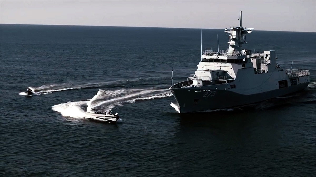 PNS Hunain F-273
