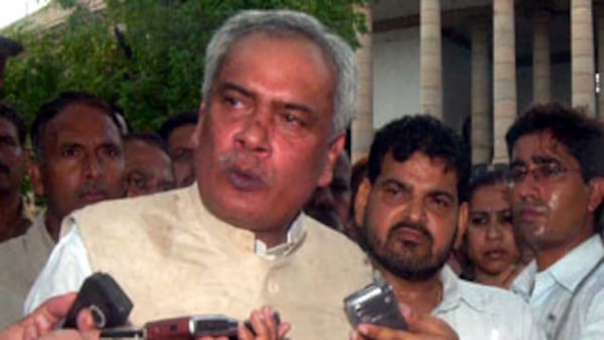 सिवान के महाराजगंज सीट के पूर्व सांसद थे प्रभुनाथ सिंह