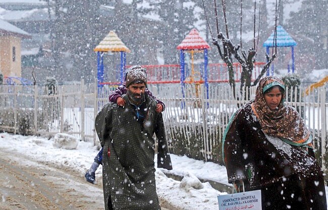 jammu kashmir border villages tension photo PTI