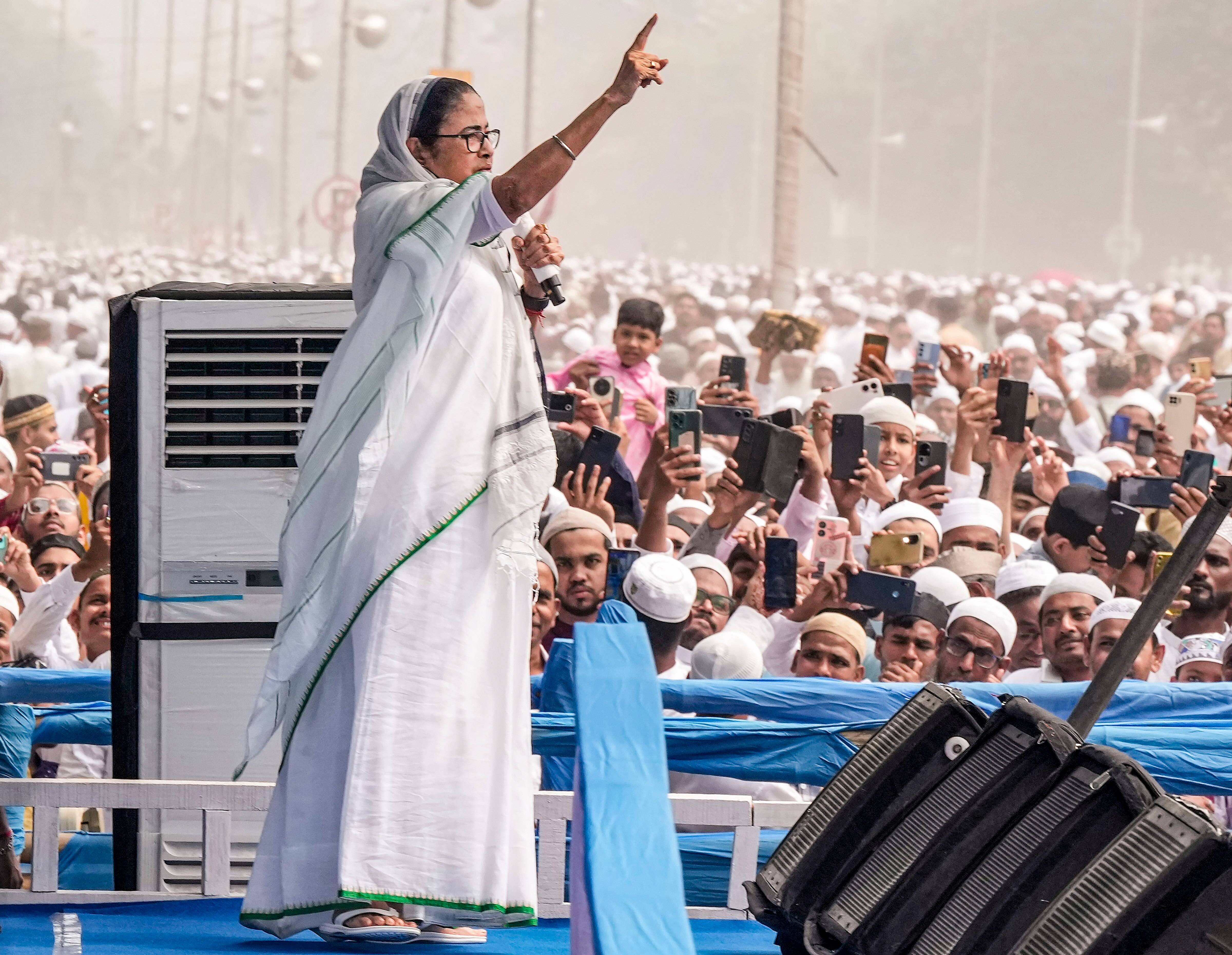 बंगाल की सीएम ममता ने कहा-CAA स्वीकार्य नहीं