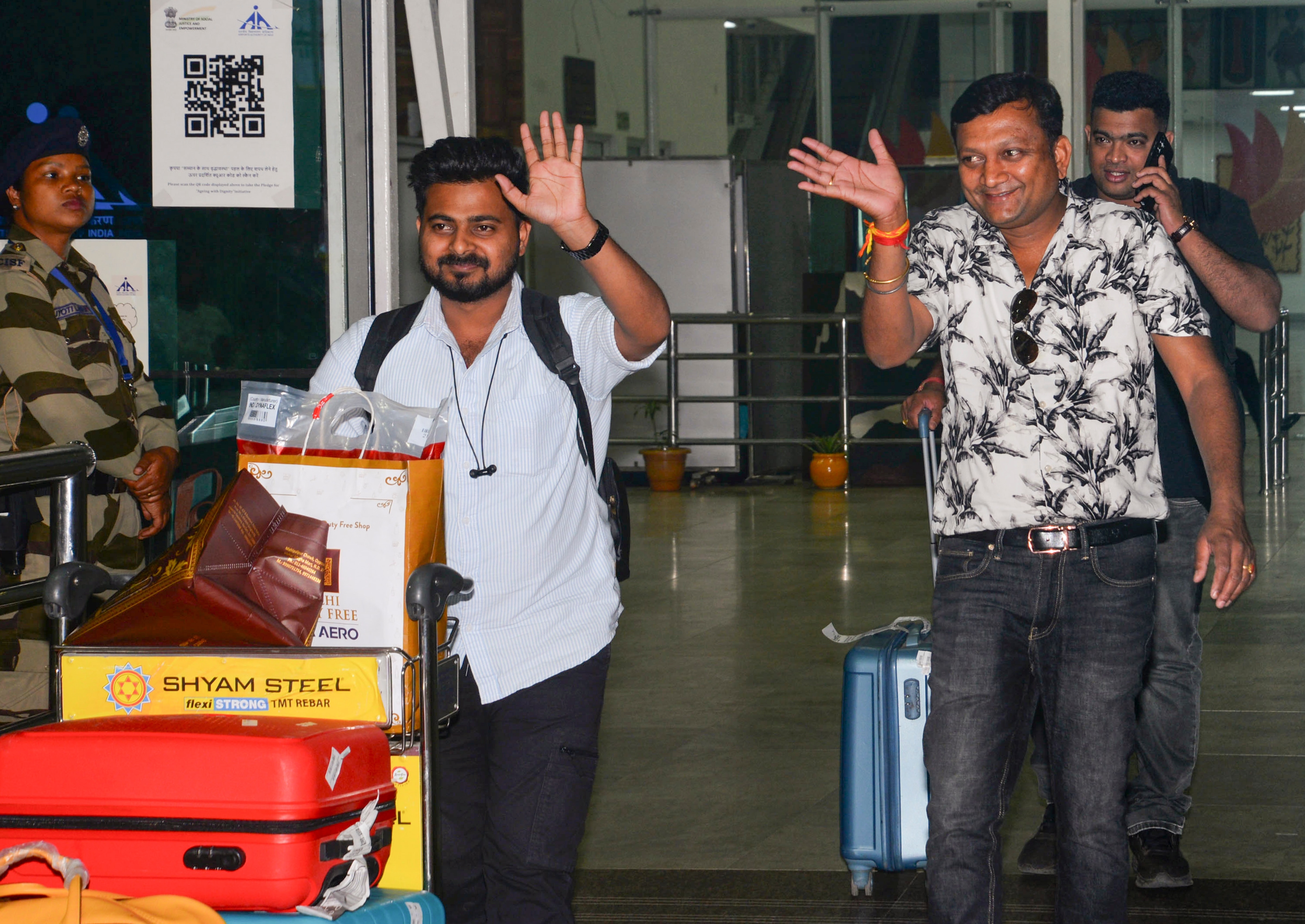 भारत लौटे 2 लाख से ज्यादा लोग (Photo-PTI)