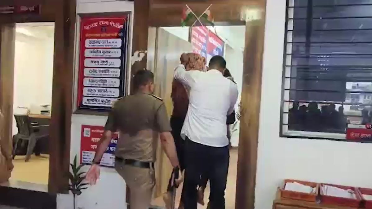 pune 17 year old boy murdered with sharp weapons over old rivalry four arrested pune 17 year old boy murdered with sharp weapons over old rivalry four arrested