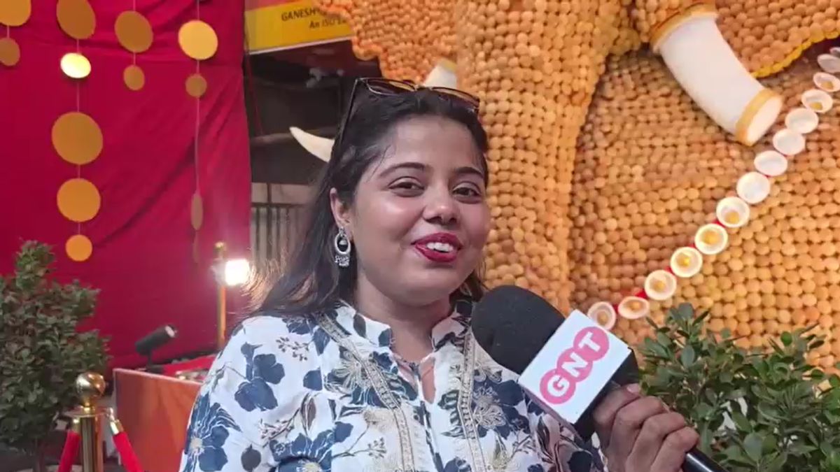 Pune Ganpati Idol Made With 21000 Panipuris Attracts Devotees