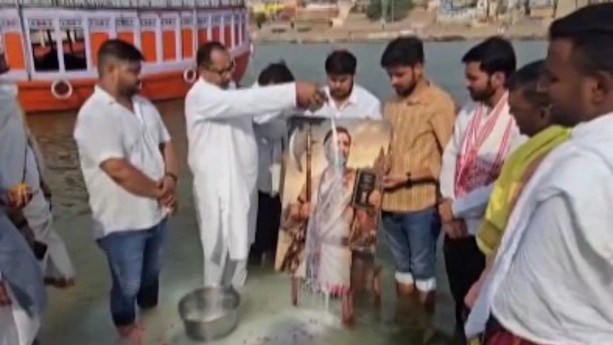 rahul gandhi poster lord parashuram sparks brahmin community objection rahul gandhi poster lord parashuram sparks brahmin community objection