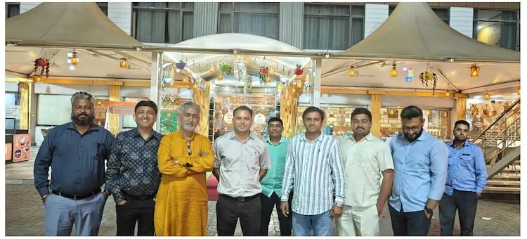 Raid team consisting PC-PNDT officials from Hisar and Panchkula. Raid team consisting PC-PNDT officials from Hisar and Panchkula.