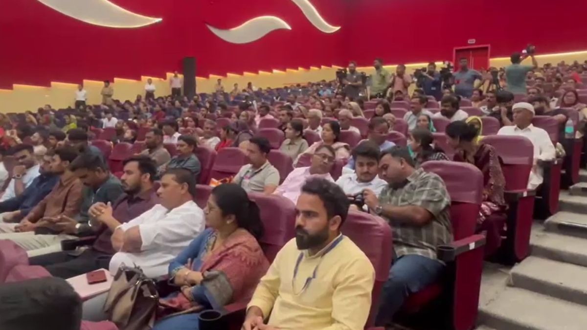 rajkot 319 people from pakistan granted indian citizenship