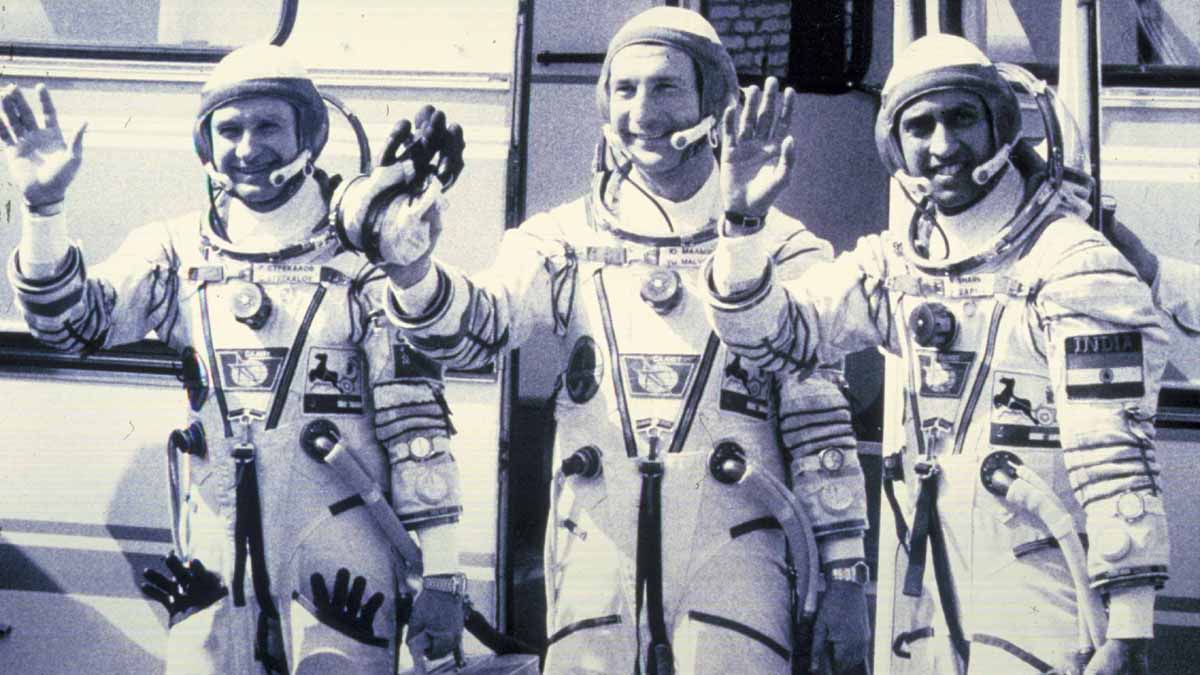 Rakesh Sharma Descent Capsule