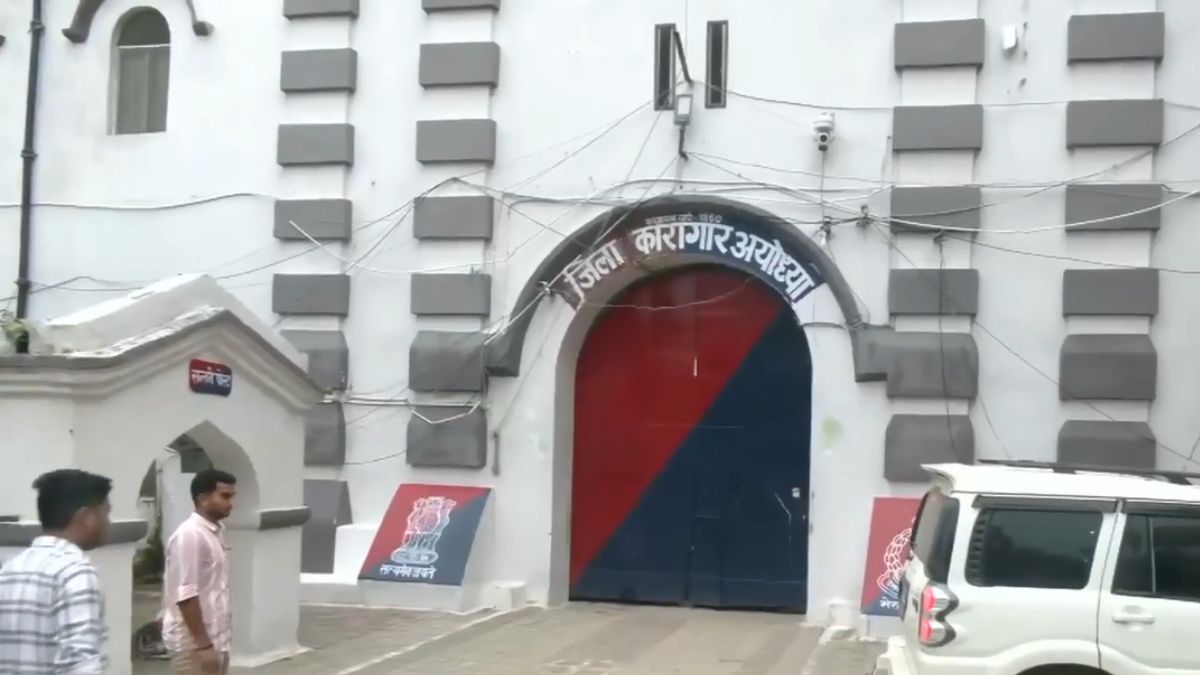 ram mandir alleged donation embezzlement case tinnu yadav manish yadav on 39 hour police remand ram mandir alleged donation embezzlement case tinnu yadav manish yadav on 39 hour police remand