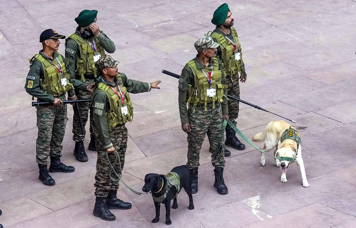 Red Fort multi-layered  security