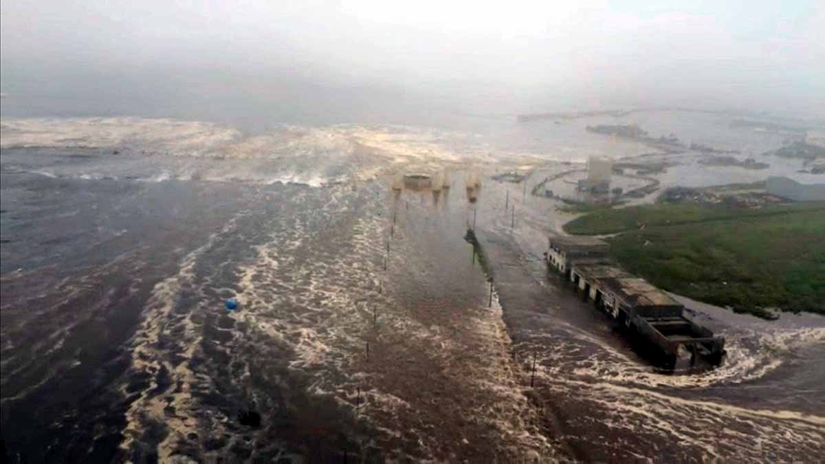fear of tsunami waves until tomorrow