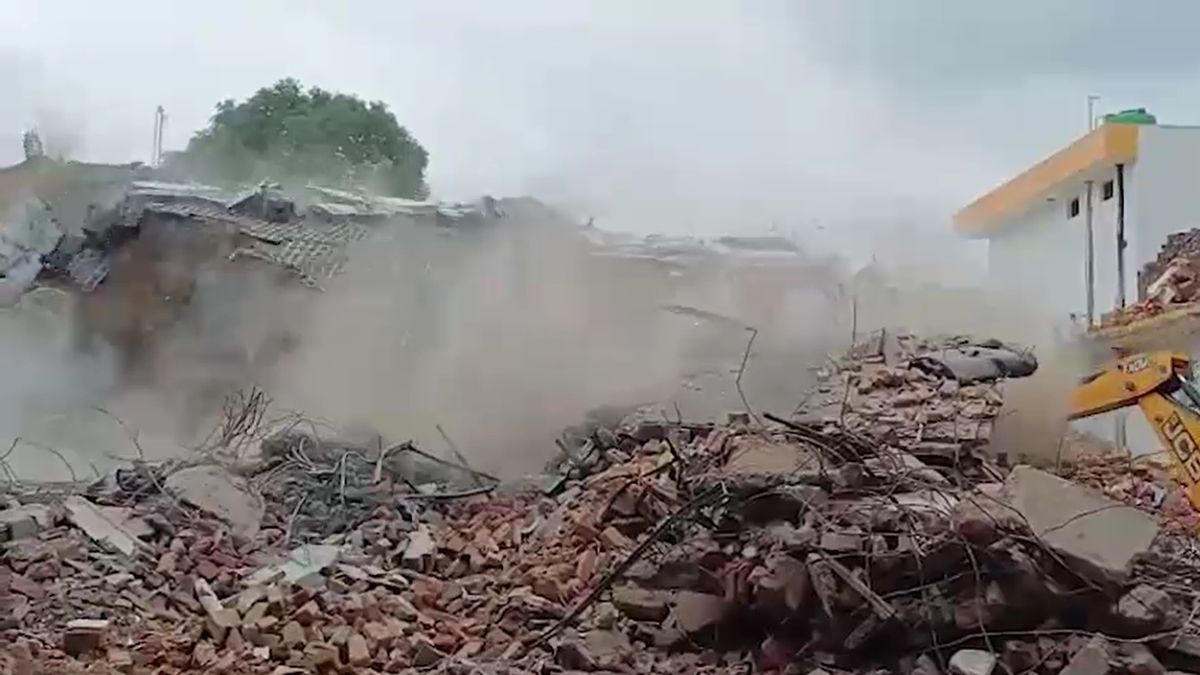 saharanpur mosque demolition iqra hasan Asaduddin owaisi imran masood court verdict government land