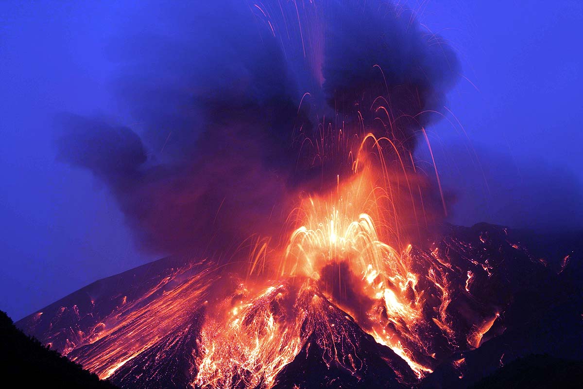 volcano eruption volcano eruption