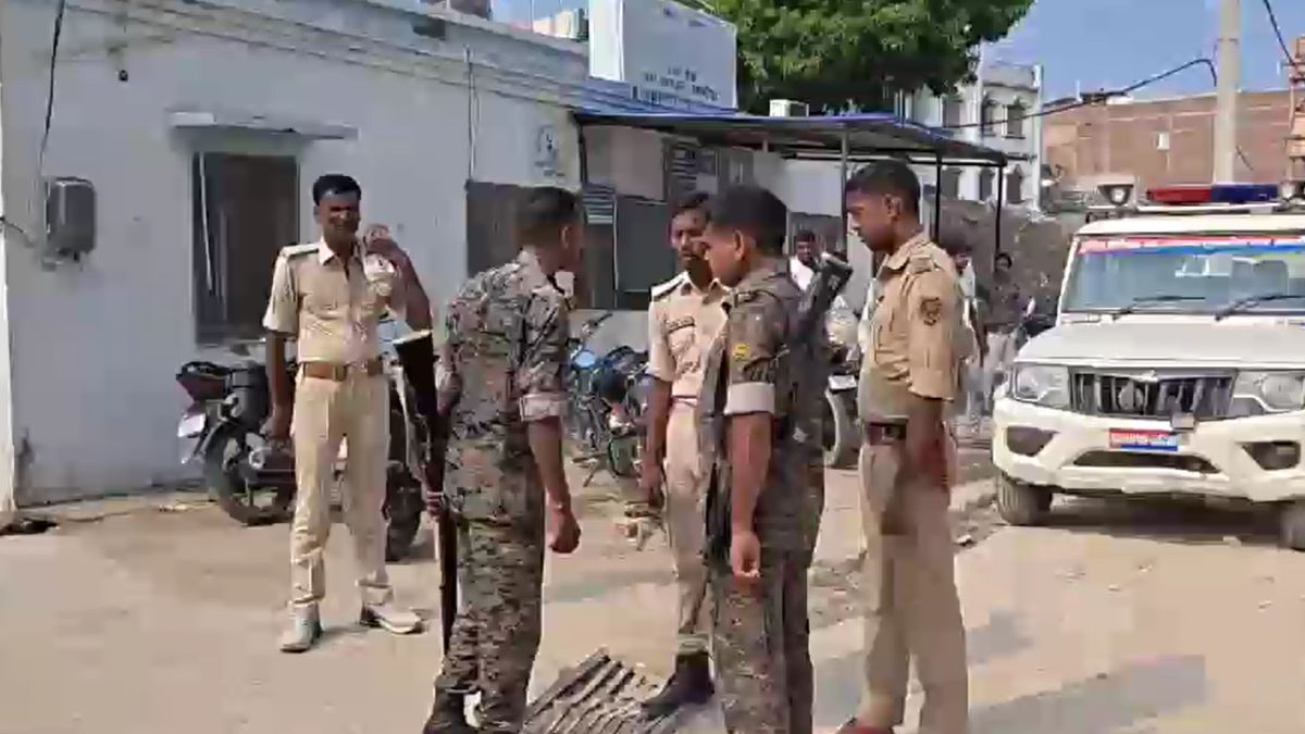 Samastipur Son Kills Father Over Money For Drugs Mother Injured