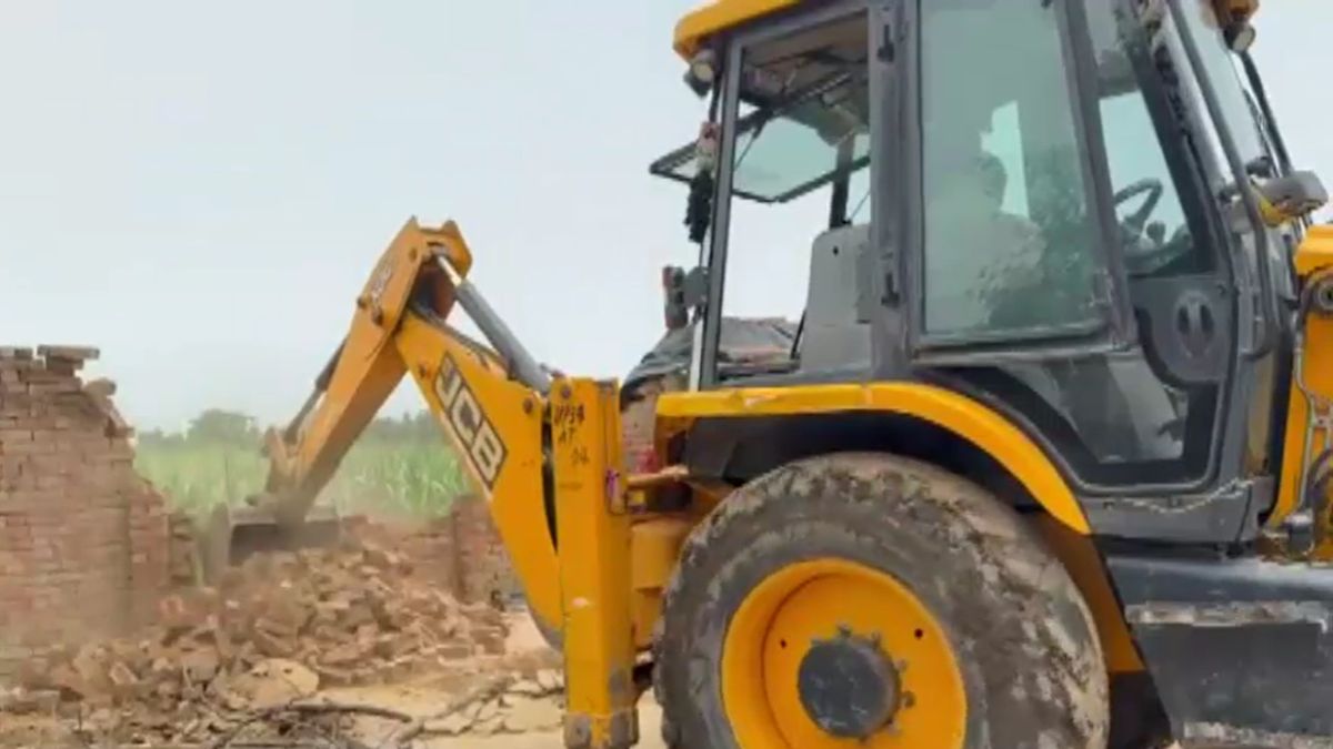 sambhal illegal land encroachment bulldozer high court order woman gets possession sambhal illegal land encroachment bulldozer high court order woman gets possession