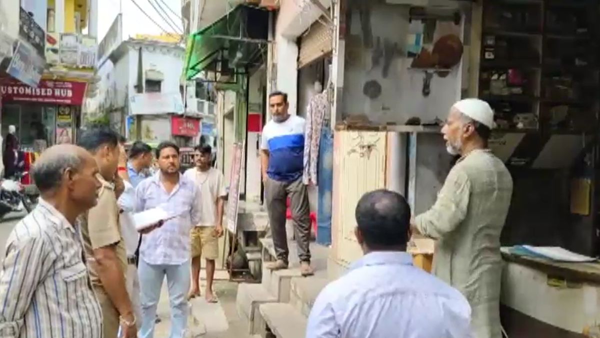 sambhal jama masjid area action against constructions without approved maps