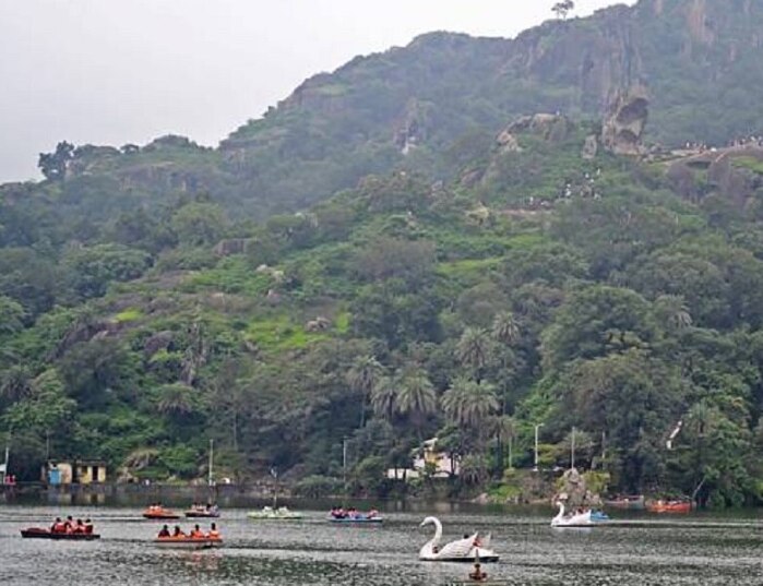 कहां बिताएं छुट्टी 