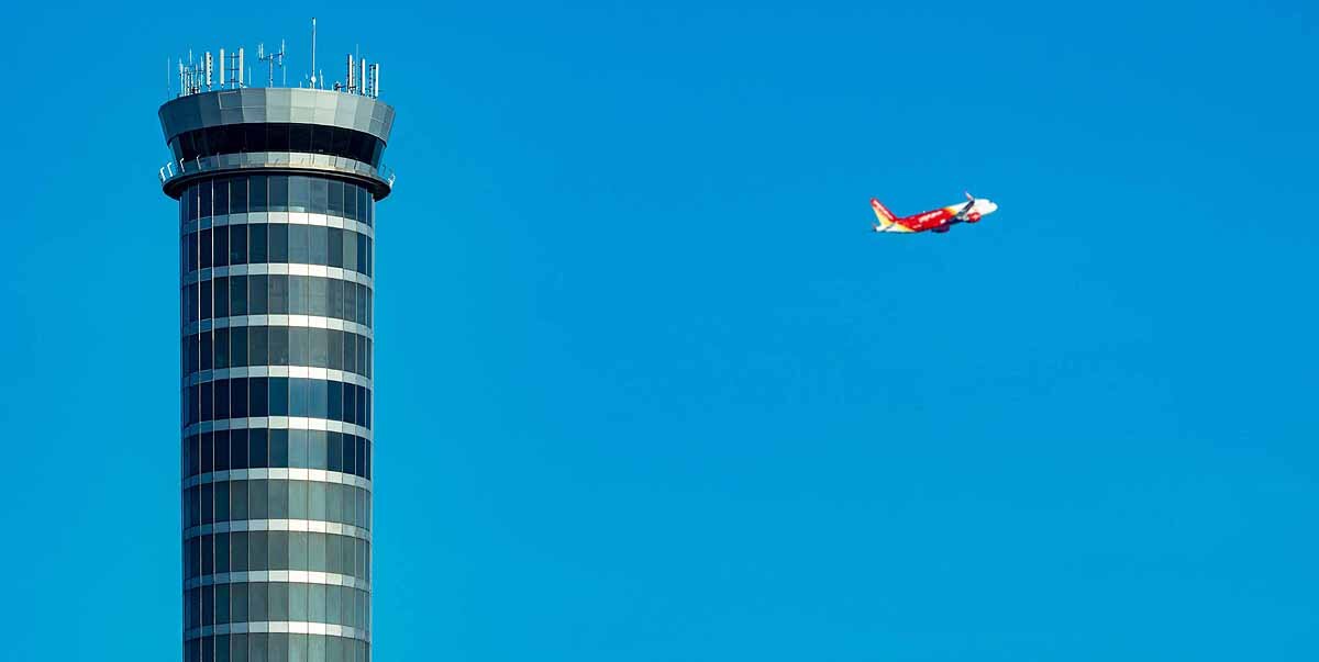 Microsoft, Server Down, Airlines Microsoft, Server Down, Airlines