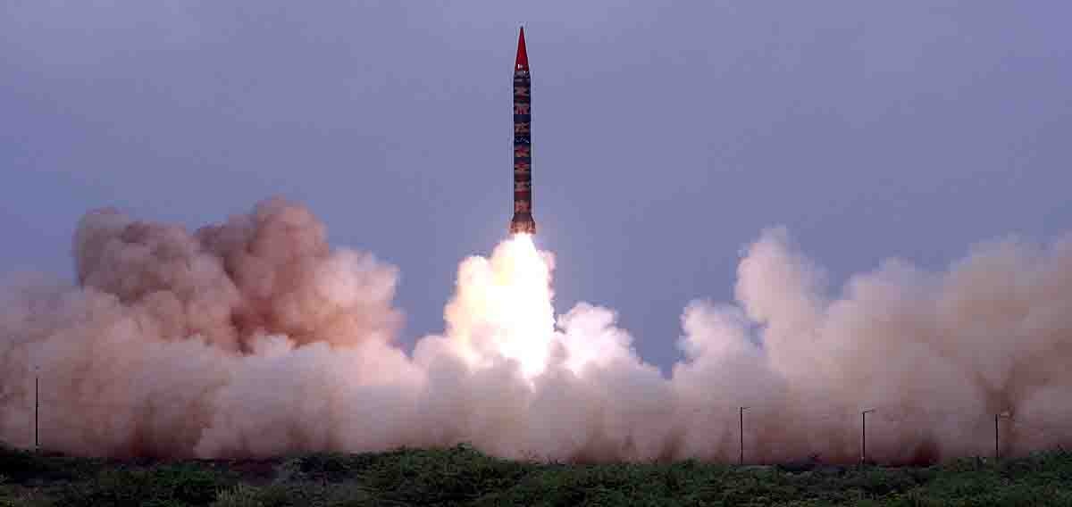 can pak nuclear strike israel