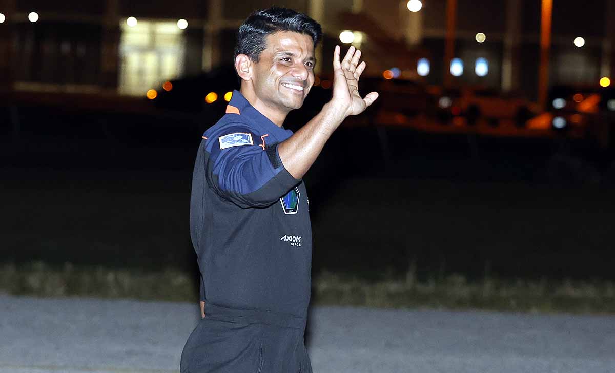 shubhanshu shukla ISRO chief S Somnath 