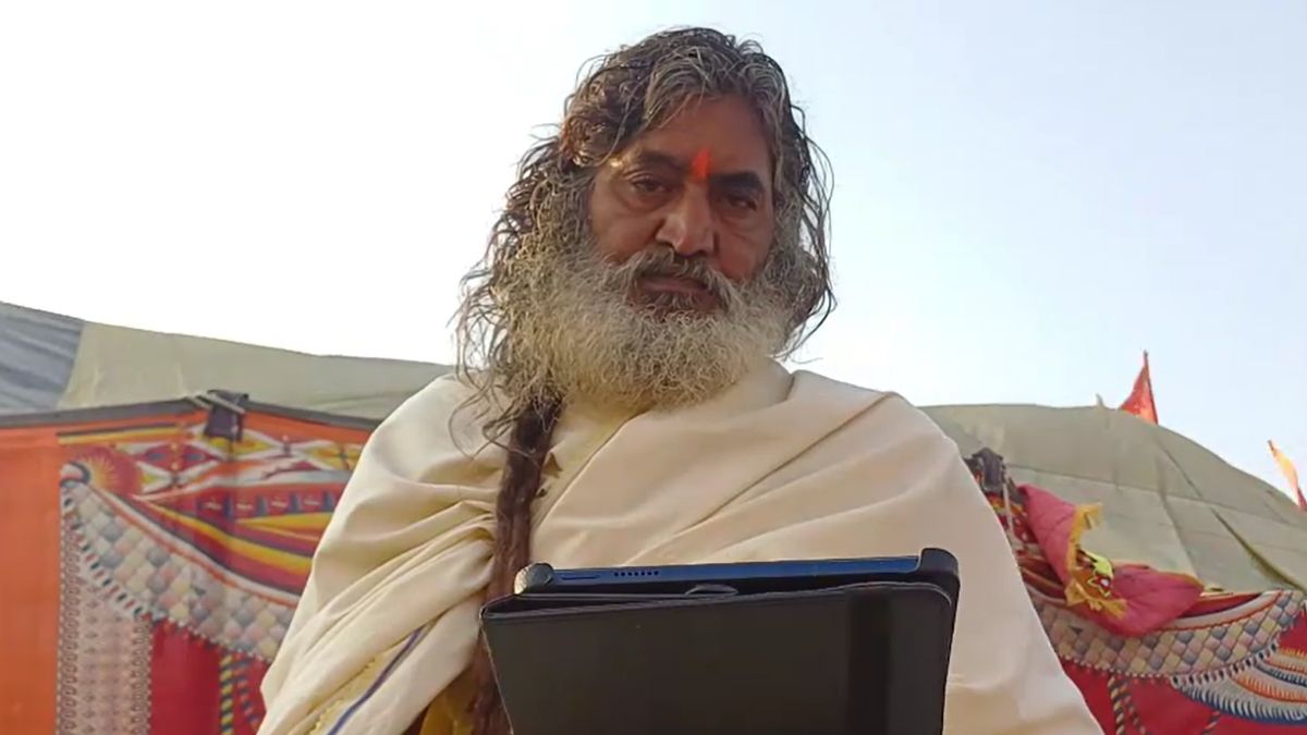 Silent for 42 years gave up food water story of Chai wale Baba Magh Mela