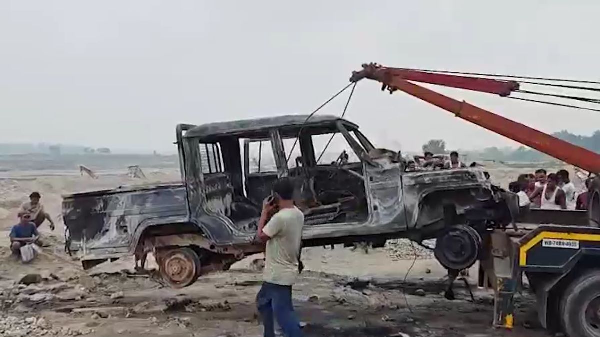 Siliguri Mob Attack Over Suspected Cattle Theft One Dead Four Injured Siliguri Mob Attack Over Suspected Cattle Theft One Dead Four Injured
