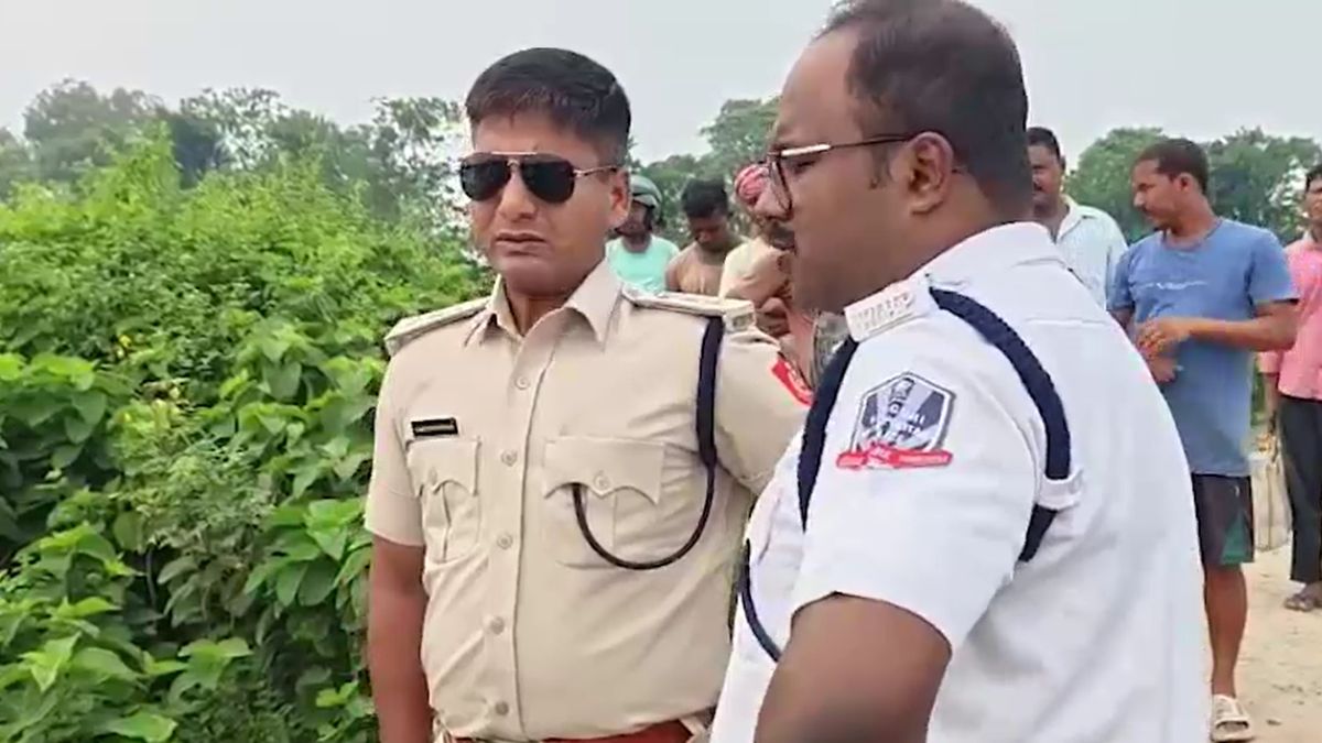 Siliguri Mob Attack Over Suspected Cattle Theft One Dead Four Injured Siliguri Mob Attack Over Suspected Cattle Theft One Dead Four Injured