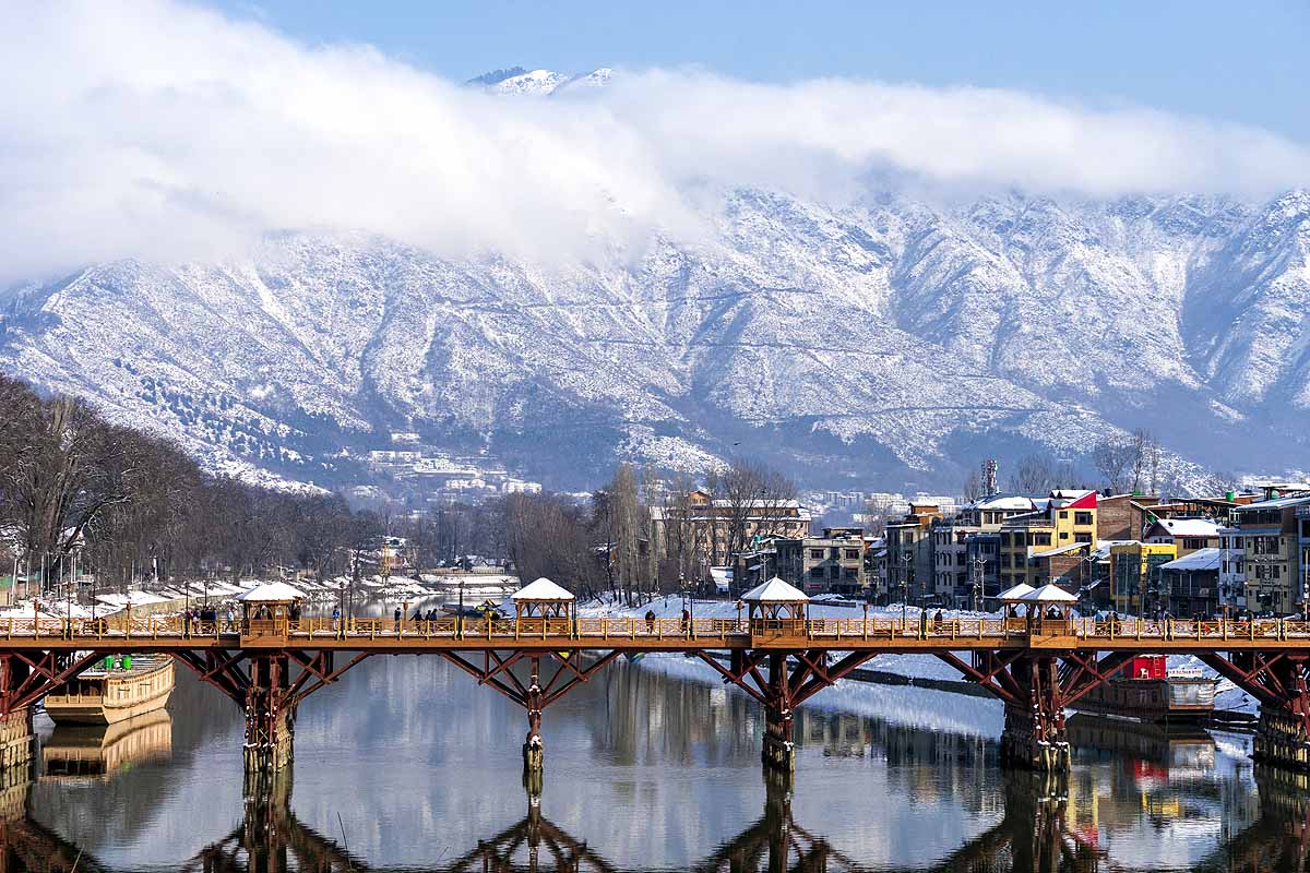 Mountain Snowfall Mountain Snowfall
