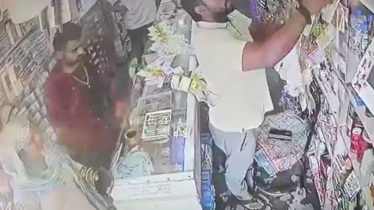 sonipat shop theft same shop targeted twice Money garlands stolen
