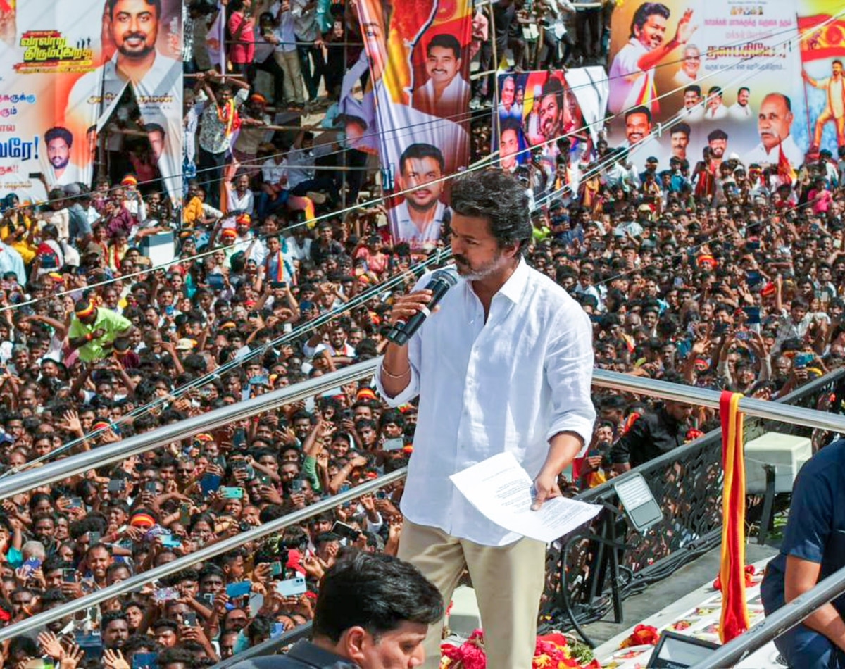 तमिलनाडु के करुर में विजय की रैली में मची थी भगदड़ Vijay Karur Rally Stampede (Photo: PTI)
