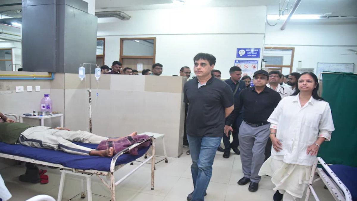 statue of unity parade 87 security personnel hospitalized dengue one dead statue of unity parade 87 security personnel hospitalized dengue one dead