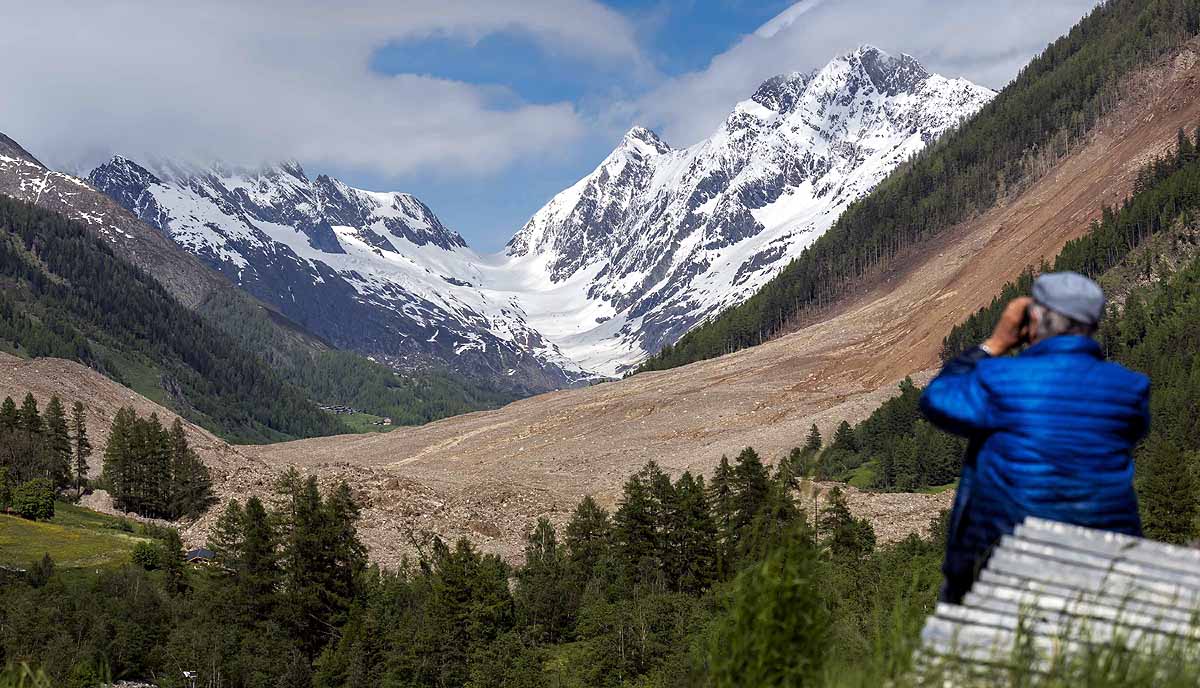 Switzerland Glacier landslide