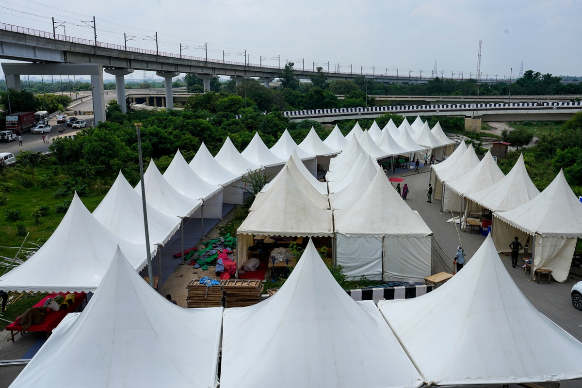 Tents put up by the Delhi Government for Flood Victims