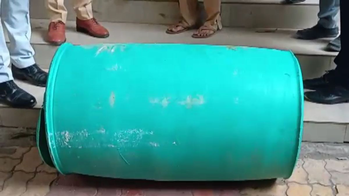 thane mumbra arbaz khan body found in drum vasai love affair murder case
