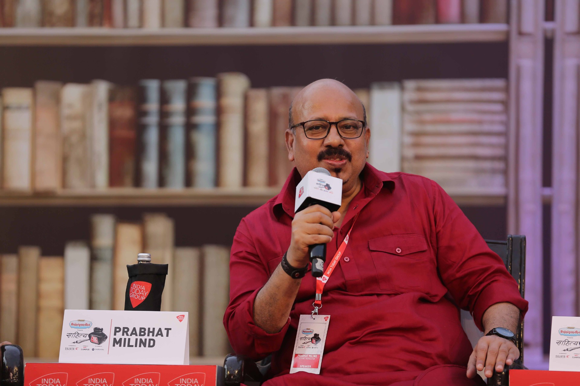 साहित्य आजतक 2024: अनुवाद की शक्ति पर चर्चा, 'अनुवाद से खुलती दुनिया'