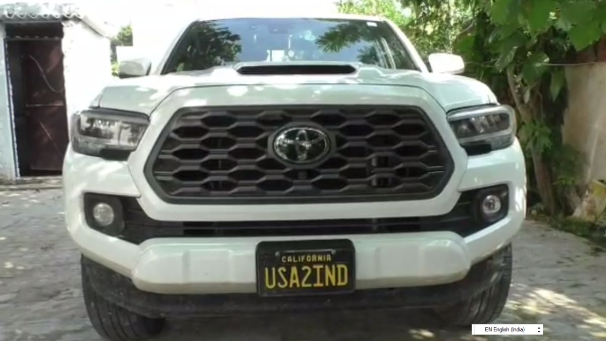 अमेरिका से कार चलाकर जालंधर पहुंचे लखविंदर सिंह. (Photo: Aajtak)