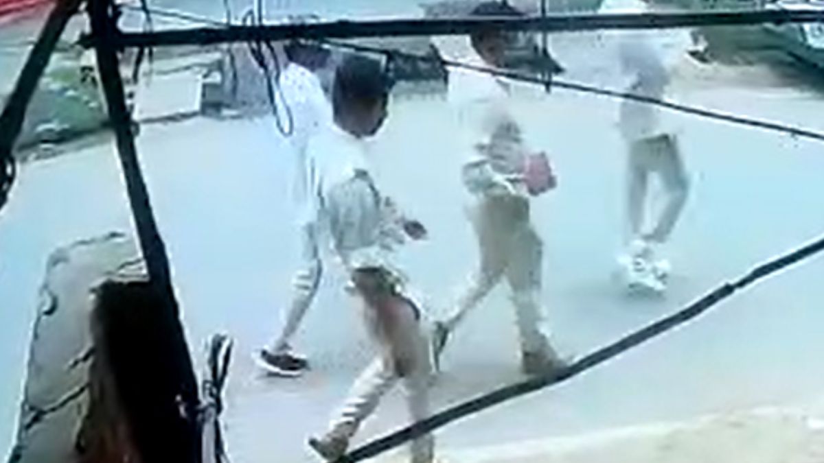 सीसीटीवी में कैद हुए हत्या के आरोपी.