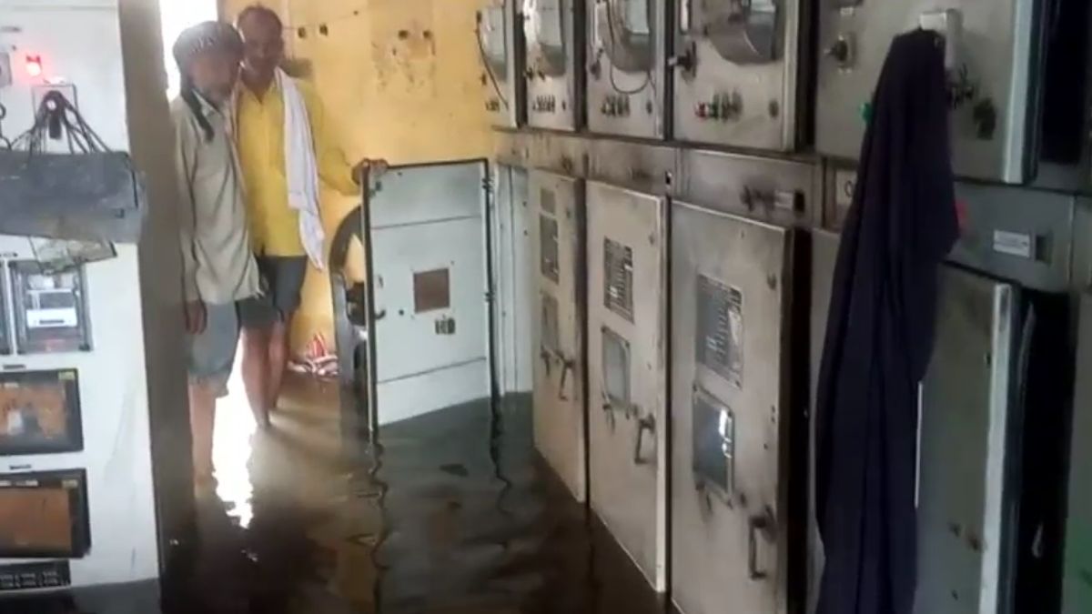 बारिश के चलते नोएडा, गाजियाबाद, लखनऊ समेत इन जिलों में स्कूल बंद