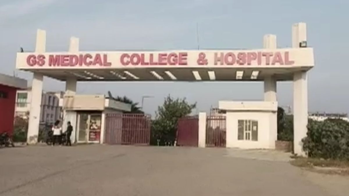 MBBS सेकेंड ईयर छात्रा का हॉस्टल में पंखे से लटका मिला शव