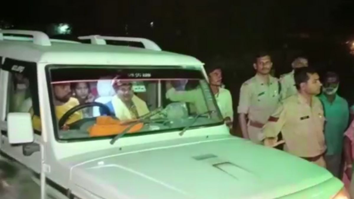 पुलिस ने करवाई कैदी की शादी. पुलिस ने करवाई कैदी की शादी.