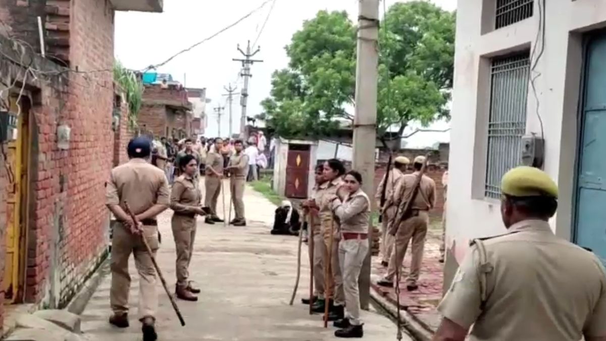 प्रेमिका की हत्या कर घर में दफना दिया शव, दो साल बाद निकला कंकाल